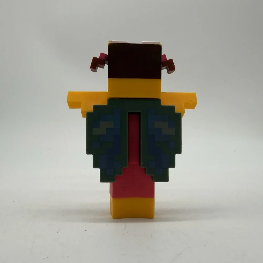 A Minecraft Movie McDonald's Promo Toy Birdie Wings Figure Toy Loose